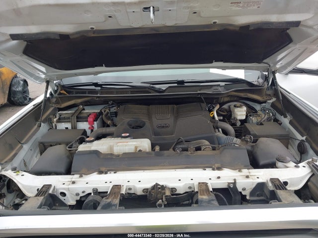 Toyota Tundra Limited 2023 5TFJA5DB5PX059816 Image 10
