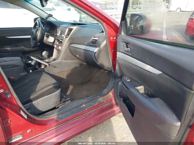 44473343 :رقم المزاد ، 4S3BMBD63E3015864 vin ، 2014 Subaru Legacy 2.5i Premium مزاد بيع
