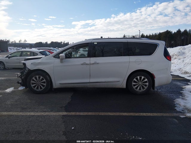 Aukcja sprzedaży 2019 Chrysler Pacifica Touring L, vin: 2C4RC1BG1KR628947, numer aukcji: 44473417