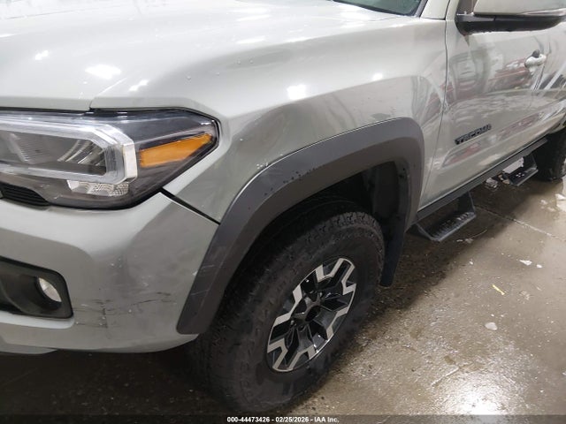 3TMCZ5AN4NM501925 Toyota Tacoma Trd Off Road
