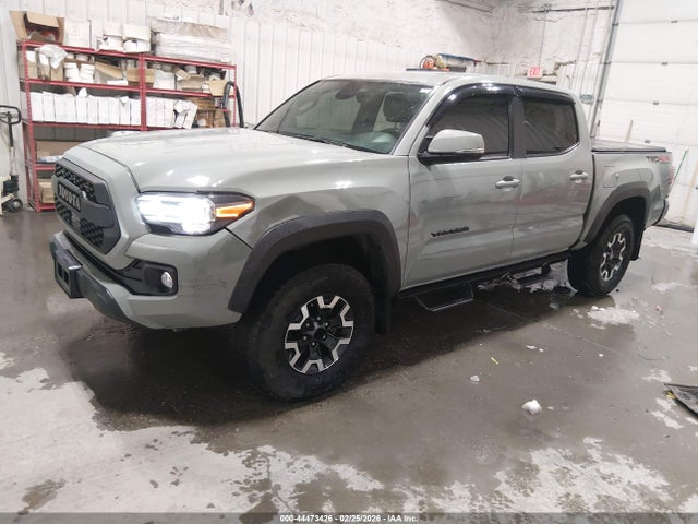3TMCZ5AN4NM501925 Toyota Tacoma Trd Off Road