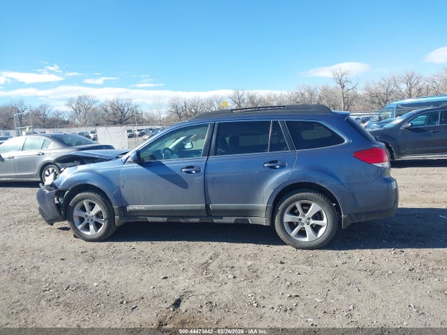 44473442 :رقم المزاد ، 4S4BRBCC8D3236668 vin ، 2013 Subaru Outback 2.5i Premium مزاد بيع