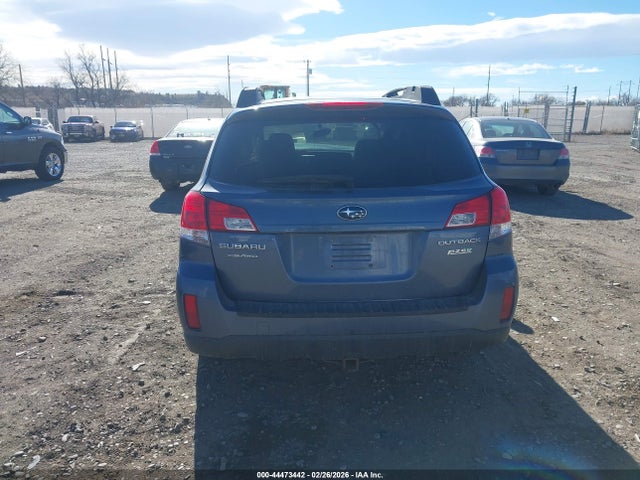 44473442 :رقم المزاد ، 4S4BRBCC8D3236668 vin ، 2013 Subaru Outback 2.5i Premium مزاد بيع