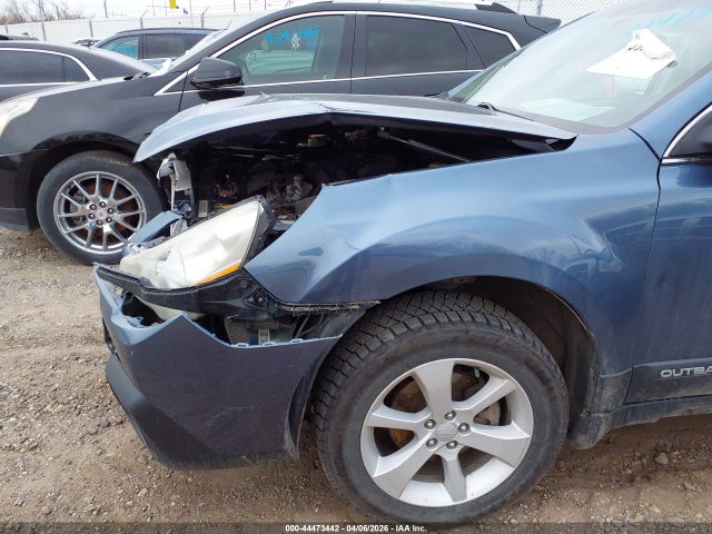 44473442 :رقم المزاد ، 4S4BRBCC8D3236668 vin ، 2013 Subaru Outback 2.5i Premium مزاد بيع