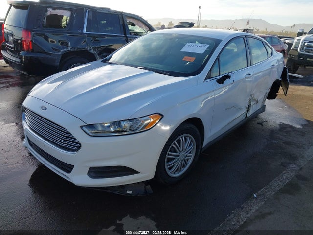 Ford FUSION S 2014 3FA6P0G74ER177284 Image 2