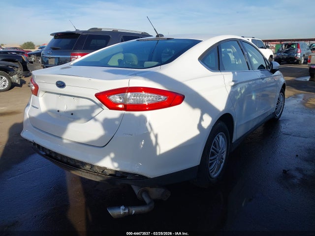 Ford FUSION S 2014 3FA6P0G74ER177284 Image 4
