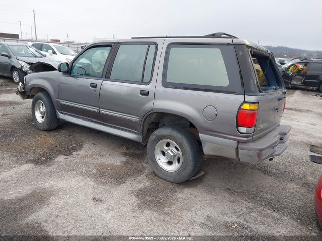 1996 FORD EXPLORER 1FMDU34X9TZA79212 Photo 2