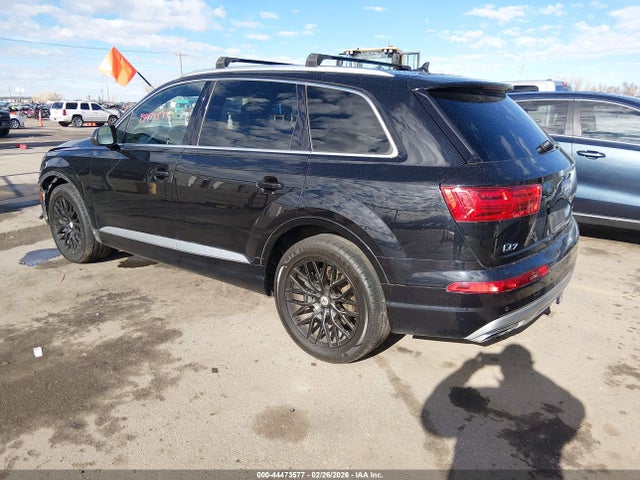 2017 AUDI Q7 WA1LAAF71HD013231 Photo 2