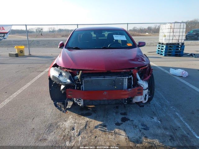 1G1ZG5ST2RF143302 Chevrolet Malibu Fwd Rs
