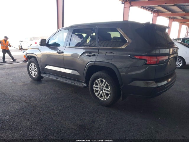 Toyota Sequoia Sr5 2025 7SVAAABA6SX061009 Image 3
