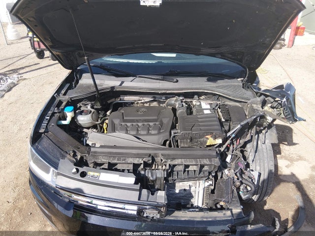 2021 VOLKSWAGEN TIGUAN 3VV0B7AX7MM141571 Photo 9