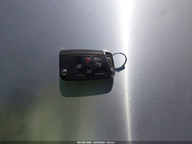 2021 VOLKSWAGEN TIGUAN 3VV0B7AX7MM141571 Photo 10