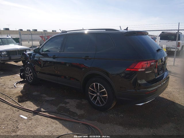 2021 VOLKSWAGEN TIGUAN 3VV0B7AX7MM141571 Photo 2