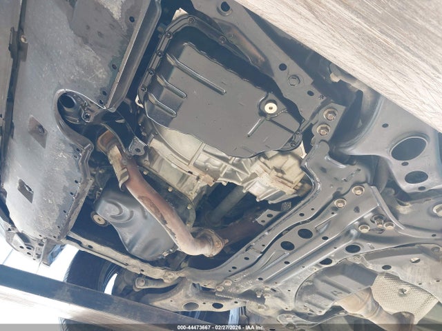 JTMZFREV0JJ747933 Toyota RAV4 LE