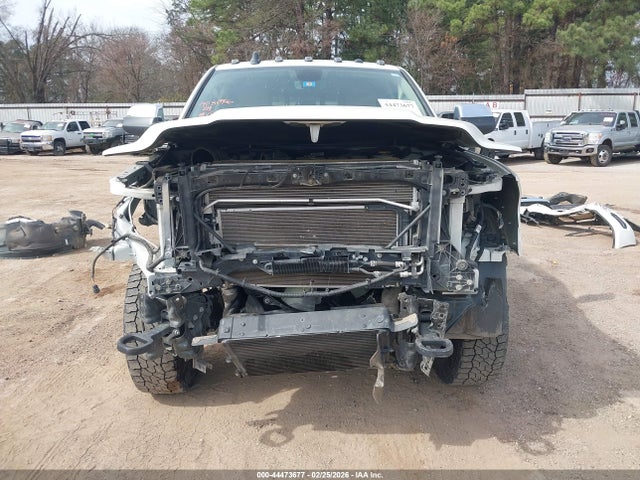 3C6UR5PL6NG158101 RAM 2500 Limited Longhorn 4x4 6&#039;4 Box