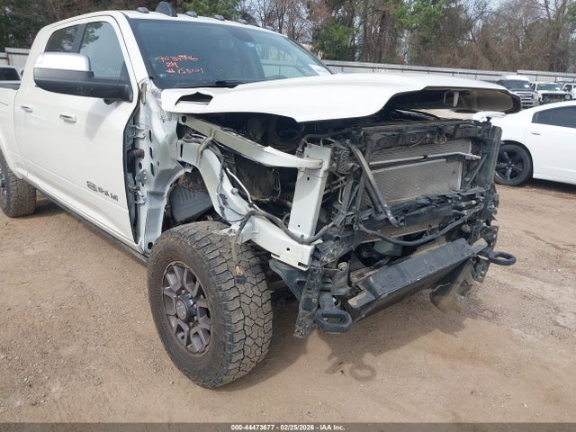 3C6UR5PL6NG158101 RAM 2500 Limited Longhorn 4x4 6&#039;4 Box