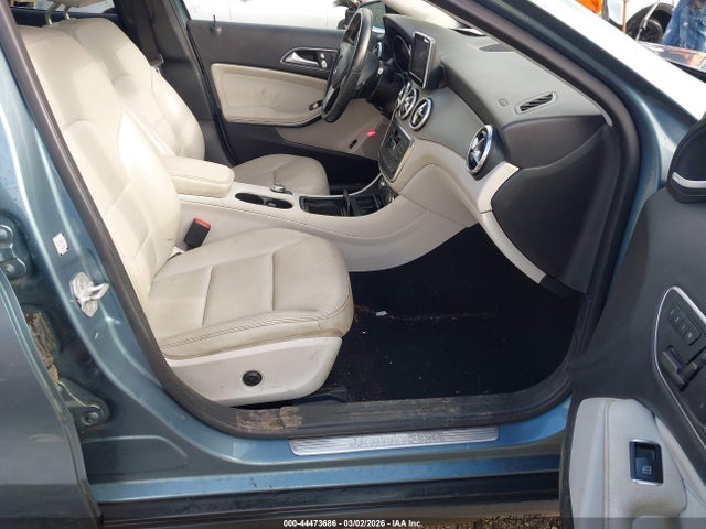 2015 Mercedes-benz Gla 250 4matic მანქანა იყიდება აუქციონზე, vin: WDCTG4GB3FJ166680, აუქციონის ნომერი: 44473686