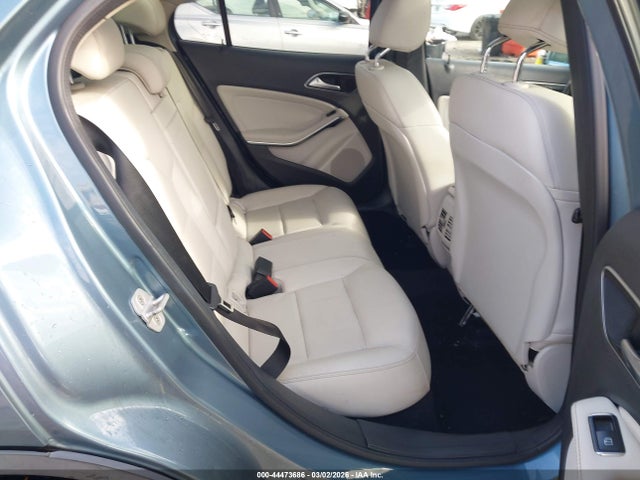 2015 Mercedes-benz Gla 250 4matic მანქანა იყიდება აუქციონზე, vin: WDCTG4GB3FJ166680, აუქციონის ნომერი: 44473686