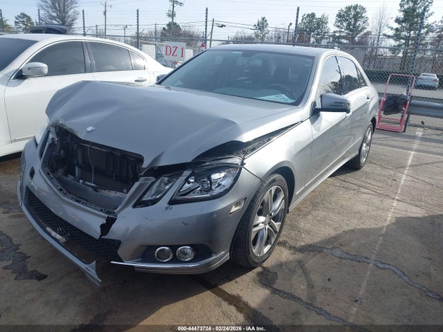 44473724 :رقم المزاد ، WDDHF5GB0AA217944 vin ، 2010 Mercedes-benz E 350 مزاد بيع