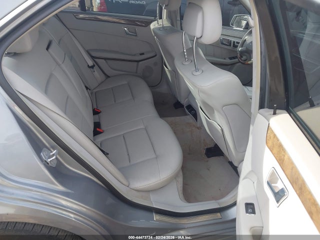 44473724 :رقم المزاد ، WDDHF5GB0AA217944 vin ، 2010 Mercedes-benz E 350 مزاد بيع