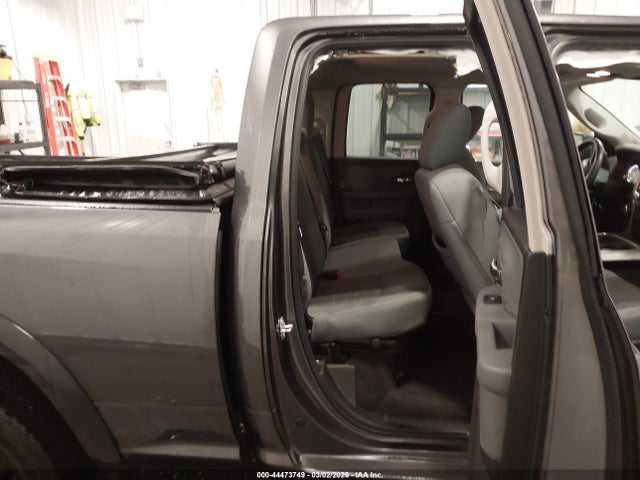 1C6RR7GT7KS664588 RAM 1500 Classic Warlock 4x4 6&#039;4 Box