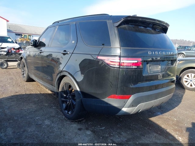 2018 LAND ROVER DISCOVERY SALRR2RV8JA079381 Photo 2