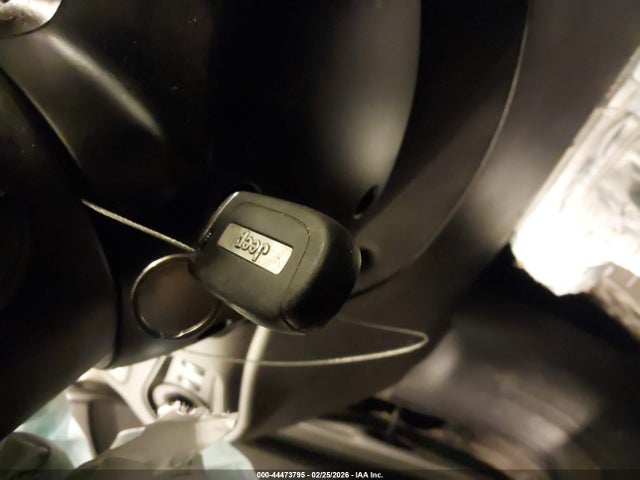 2016 Jeep Renegade Limited მანქანა იყიდება აუქციონზე, vin: ZACCJADT3GPC67965, აუქციონის ნომერი: 44473795