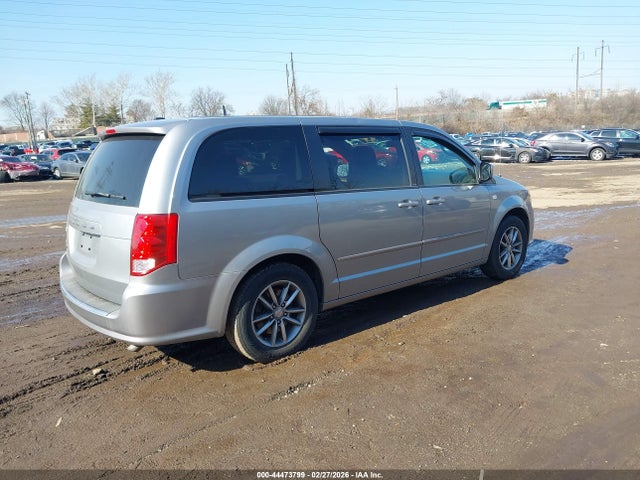2C4RDGBG9ER308666 Dodge Grand Caravan Se 30th Anniversary