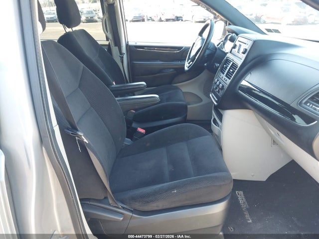 2C4RDGBG9ER308666 Dodge Grand Caravan Se 30th Anniversary