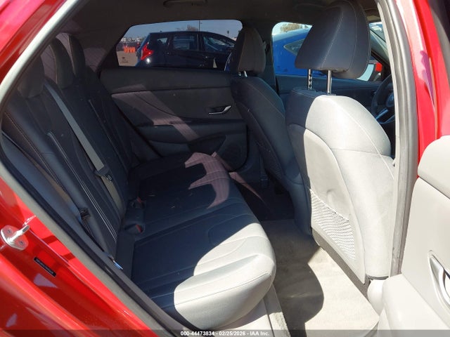 5NPLM4AG7NH056628 Hyundai ELANTRA SEL
