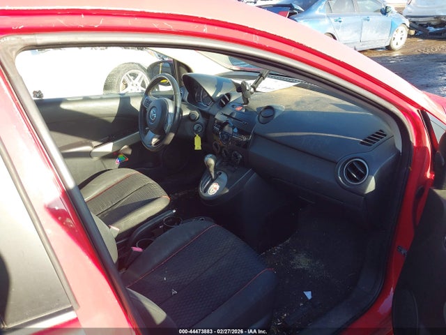 44473883 :رقم المزاد ، JM1DE1HZ3B0103833 vin ، 2011 Mazda Mazda2 Touring مزاد بيع
