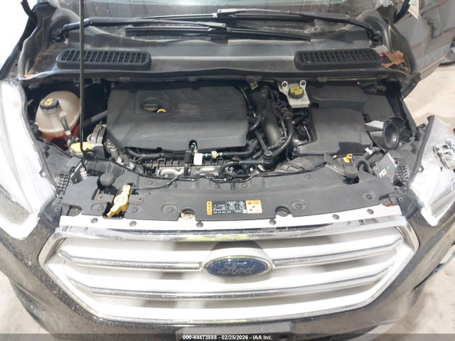 1FMCU9HD9JUA71944 Ford ESCAPE SEL