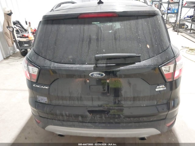 1FMCU9HD9JUA71944 Ford ESCAPE SEL