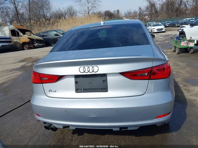 44473923 :رقم المزاد ، WAUA7GFF3G1067505 vin ، 2016 Audi A3 1.8t Premium مزاد بيع