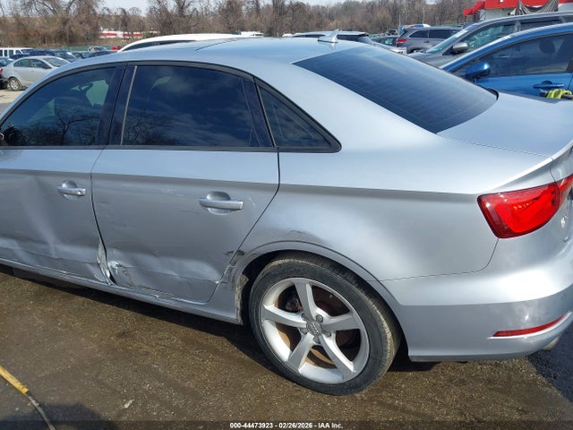 44473923 :رقم المزاد ، WAUA7GFF3G1067505 vin ، 2016 Audi A3 1.8t Premium مزاد بيع