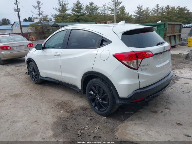 2021 HONDA HR-V 3CZRU6H17MM734207 Photo 2