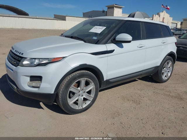 Land Rover Range Rover Evoque Pure 2015 SALVP2BG8FH068489 Image 2