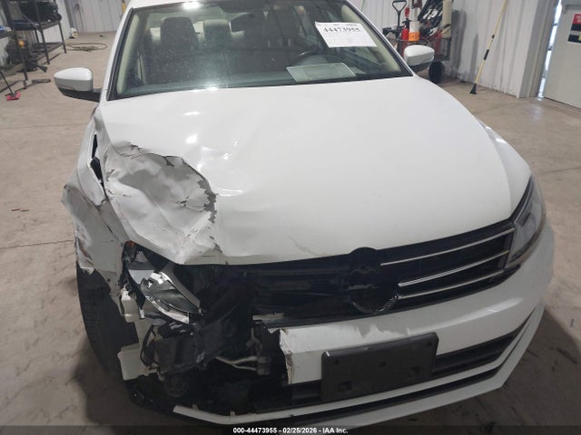 44473955 :رقم المزاد ، 3VWD67AJ1GM333067 vin ، 2016 Volkswagen Jetta 1.4t Se مزاد بيع