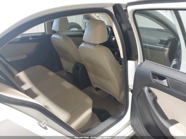44473955 :رقم المزاد ، 3VWD67AJ1GM333067 vin ، 2016 Volkswagen Jetta 1.4t Se مزاد بيع