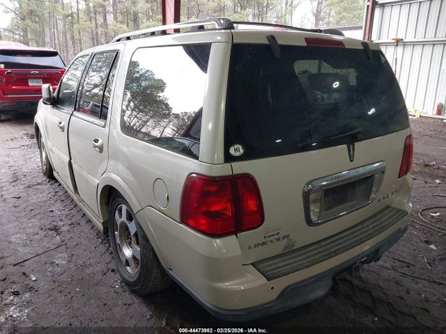 2006 LINCOLN NAVIGATOR 5LMFU275X6LJ06919 Photo 2