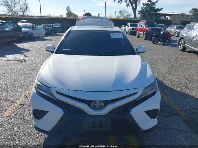 4T1B11HK1KU185118 Toyota CAMRY SE