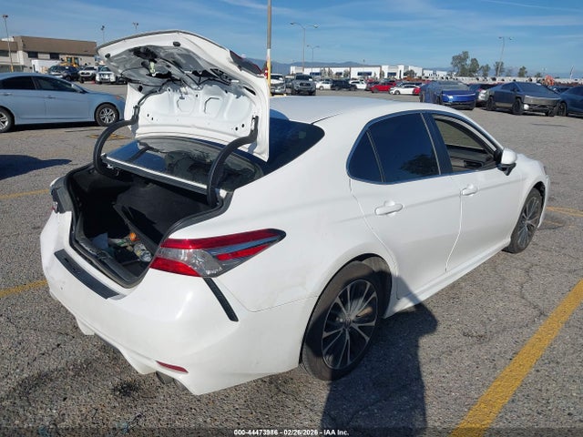4T1B11HK1KU185118 Toyota CAMRY SE