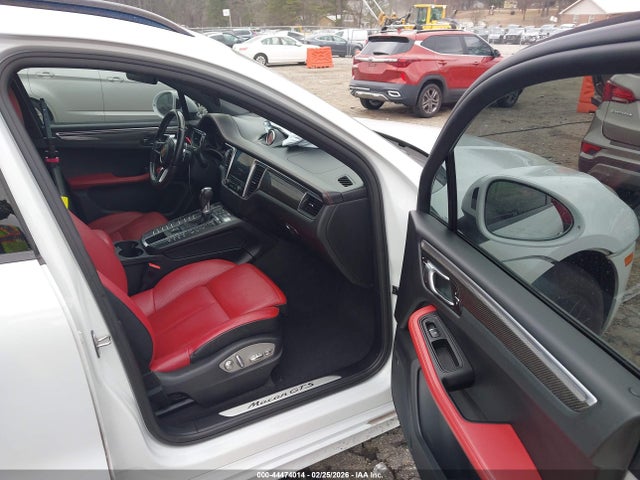 2018 PORSCHE MACAN WP1AG2A51JLB63227 Photo 4