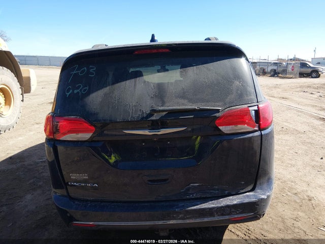 Продаж на аукціоні авто 2017 Chrysler Pacifica Touring-l, vin: 2C4RC1BG7HR514864, номер лоту: 44474019
