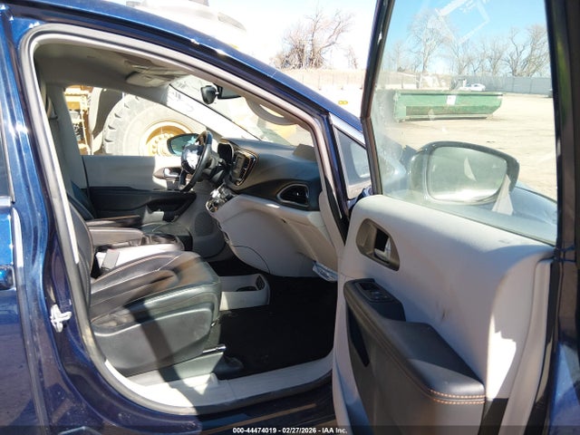 2017 CHRYSLER PACIFICA 2C4RC1BG7HR514864 Photo 4