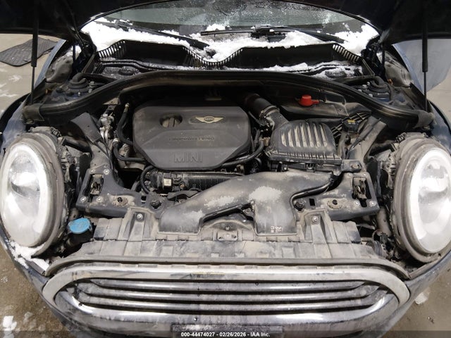Mini Clubman Cooper 2018 WMWLU1C52J2F29373 Image 10