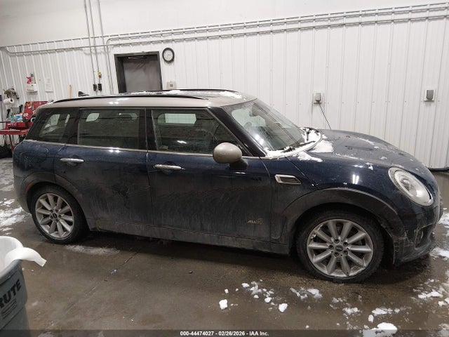 Mini Clubman Cooper 2018 WMWLU1C52J2F29373 Image 13
