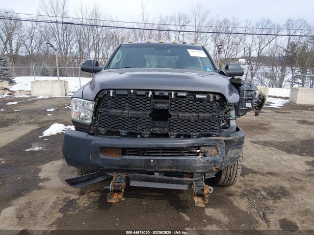 44474030 :رقم المزاد ، 3C63R3CJ9EG137859 vin ، 2014 Ram 3500 Tradesman مزاد بيع