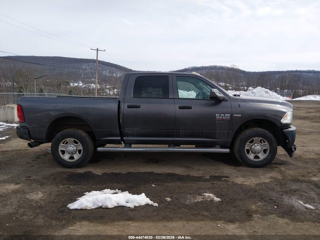 44474030 :رقم المزاد ، 3C63R3CJ9EG137859 vin ، 2014 Ram 3500 Tradesman مزاد بيع