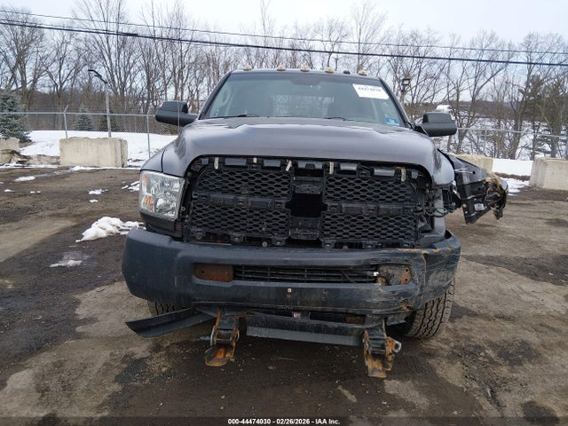 44474030 :رقم المزاد ، 3C63R3CJ9EG137859 vin ، 2014 Ram 3500 Tradesman مزاد بيع